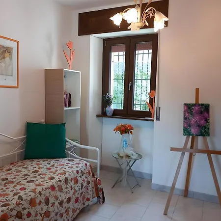 Artist House With Panoramic Musignano (Lombardy)