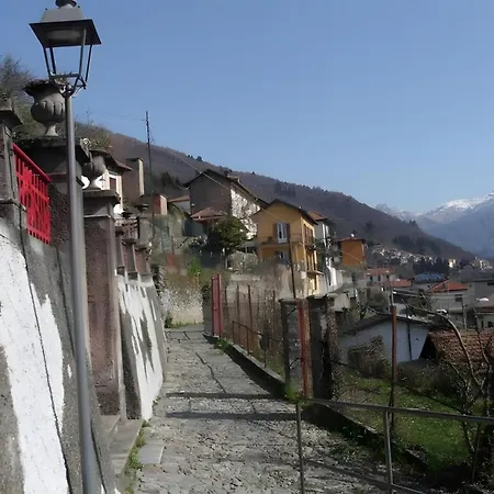 Artist House With Panoramic * Musignano (Lombardy)